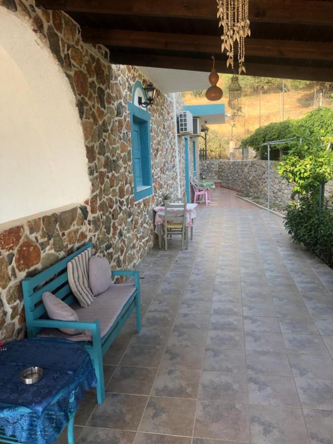 Aparthotel Mary Popi Panormos  Exterior foto