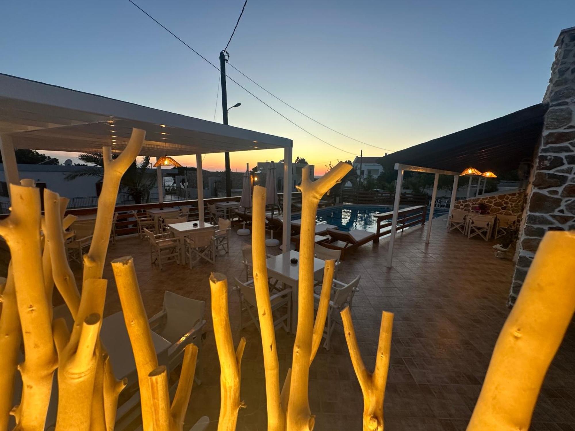 Aparthotel Mary Popi Panormos  Exterior foto