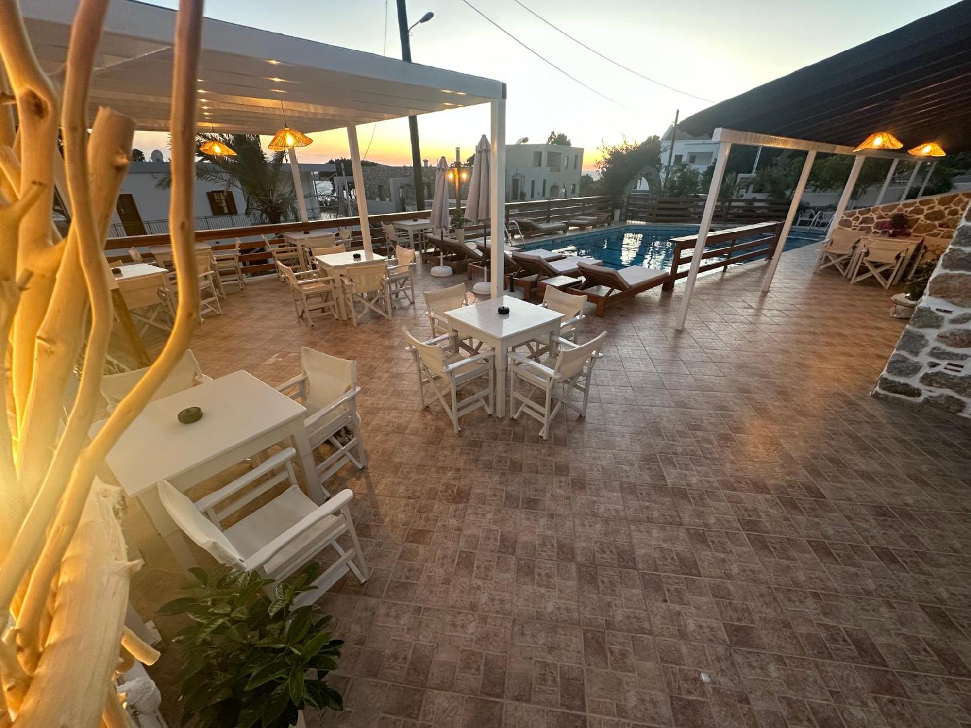 Aparthotel Mary Popi Panormos  Exterior foto